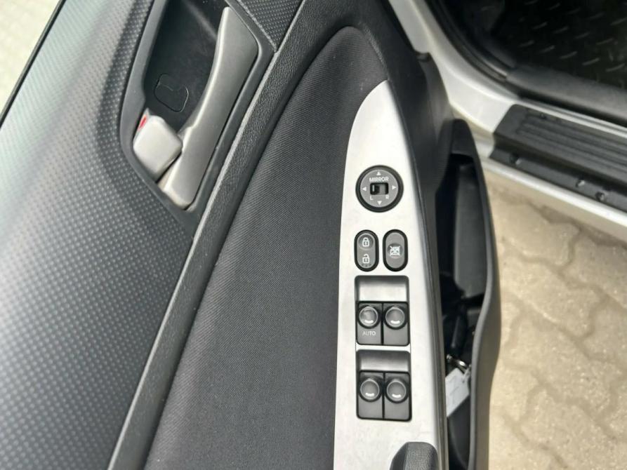 Hyundai Solaris I Рестайлинг Череповец  - изображение 9