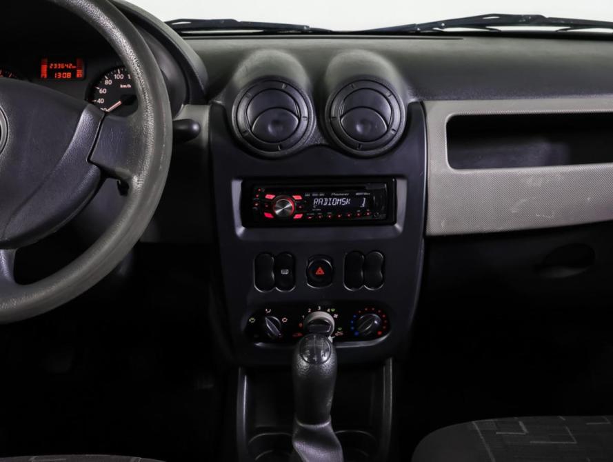 Renault Logan I Рестайлинг Москва  - изображение 11