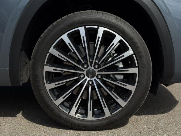 Geely Monjaro I Рестайлинг 2 с пробегом 2026 года, цена 4 150 000 рублей, 25 км, внедорожник, Автокод Объявления