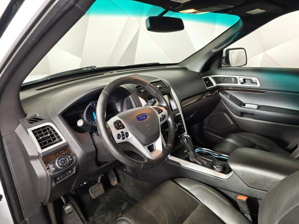 Ford Explorer V с пробегом 2014 года, цена 1 379 000 рублей, 278968 км, внедорожник, Автокод Объявления