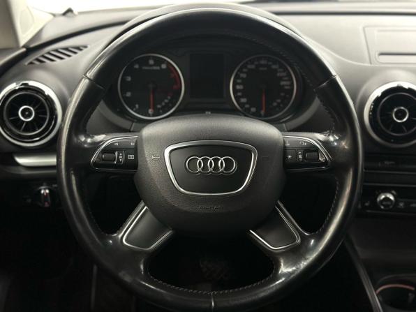 Audi A3 III (8V) с пробегом 2013 года, цена 1 239 900 рублей, 224000 км, хэтчбек, Автокод Объявления