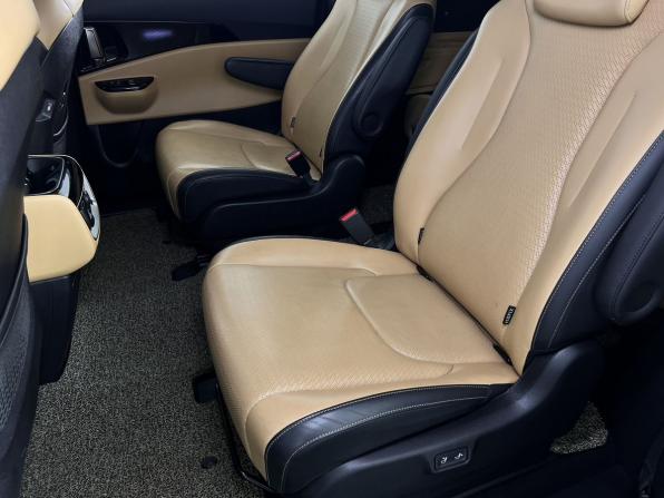 Kia Carnival IV с пробегом 2021 года, цена 4 200 000 рублей, 97661 км, минивэн, Автокод Объявления
