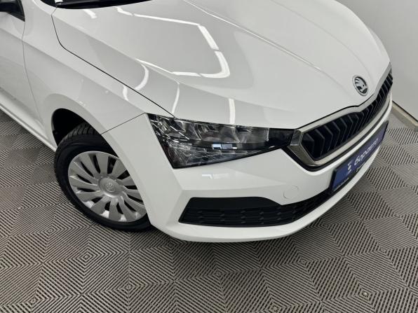 Skoda Rapid II с пробегом 2020 года, цена 1 479 000 рублей, 80259 км, лифтбек, Автокод Объявления