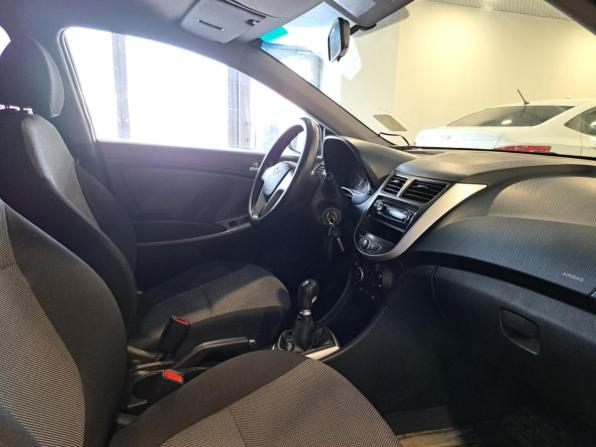 Hyundai Solaris I с пробегом 2011 года, цена 525 000 рублей, 195281 км, седан, Автокод Объявления