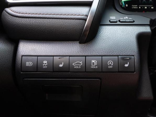 Toyota Camry VIII (XV70) Рестайлинг с пробегом 2023 года, цена 4 200 000 рублей, 29404 км, седан, Автокод Объявления
