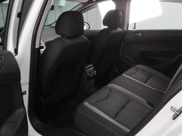Peugeot 408 I с пробегом 2013 года, цена 569 000 рублей, 95310 км, седан, Автокод Объявления