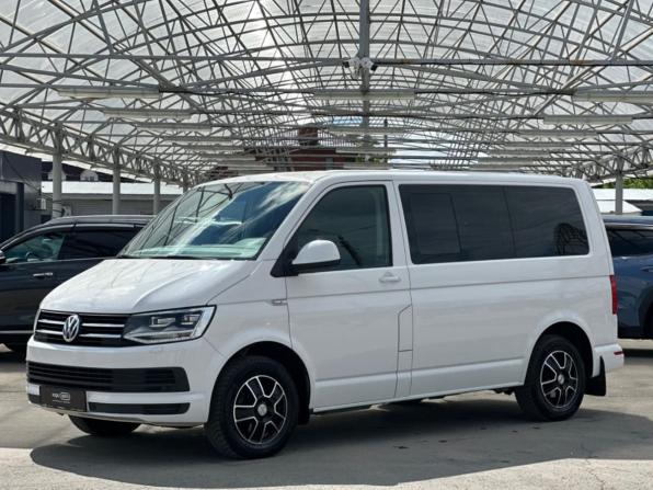 Volkswagen Caravelle T6 с пробегом 2016 года, цена 2 692 000 рублей, 267002 км, минивэн, Автокод Объявления