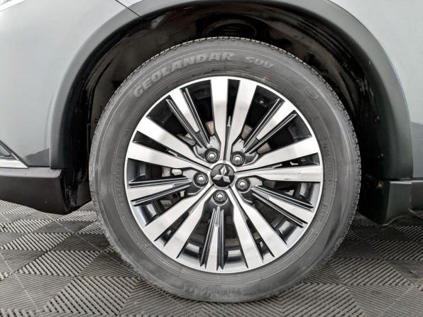 Mitsubishi Outlander III Рестайлинг 3 с пробегом 2019 года, цена 2 850 000 рублей, 48759 км, внедорожник, Автокод Объявления