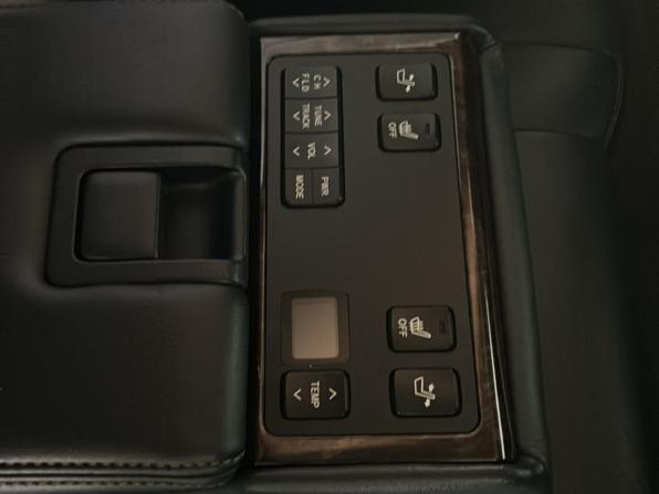Toyota Camry VII (XV50) Рестайлинг с пробегом 2016 года, цена 2 490 000 рублей, 109072 км, седан, Автокод Объявления