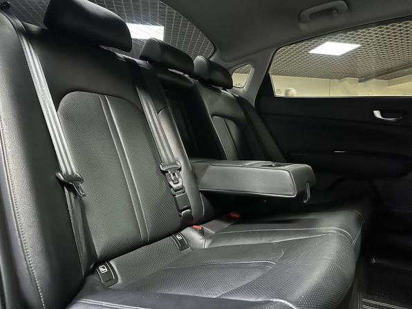 Kia Optima IV Рестайлинг с пробегом 2018 года, цена 1 659 000 рублей, 135837 км, седан, Автокод Объявления