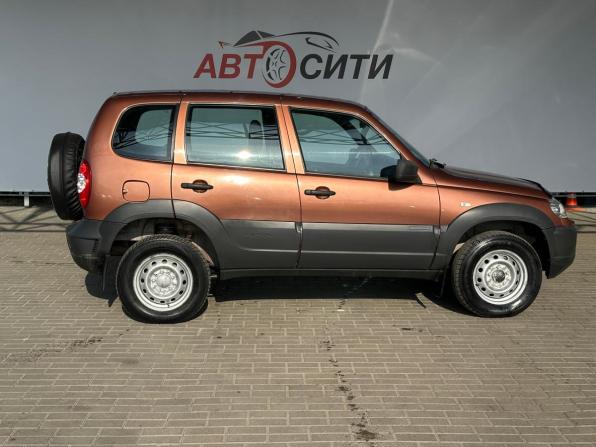 Chevrolet Niva I Рестайлинг с пробегом 2019 года, цена 800 000 рублей, 67000 км, внедорожник, Автокод Объявления