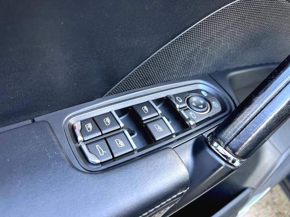 Porsche Cayenne II Рестайлинг (958) с пробегом 2014 года, цена 2 450 000 рублей, 241028 км, внедорожник, Автокод Объявления