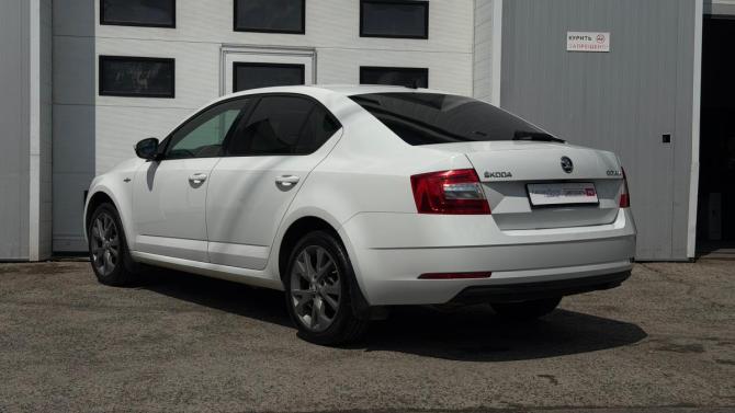 Skoda Octavia III (A7) Рестайлинг с пробегом 2019 года, цена 2 010 800 рублей, 122244 км, лифтбек, Автокод Объявления