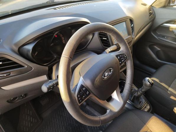 Lada (ВАЗ) Vesta I с пробегом 2022 года, цена 1 170 000 рублей, 53521 км, седан, Автокод Объявления