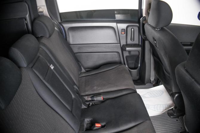 Honda Freed I с пробегом 2012 года, цена 1 399 000 рублей, 115000 км, компактвэн, Автокод Объявления