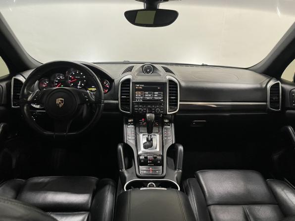 Porsche Cayenne II (958) с пробегом 2012 года, цена 2 400 000 рублей, 143597 км, внедорожник, Автокод Объявления