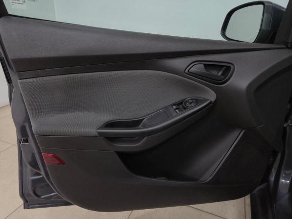 Ford Focus III с пробегом 2013 года, цена 800 000 рублей, 140516 км, хэтчбек, Автокод Объявления