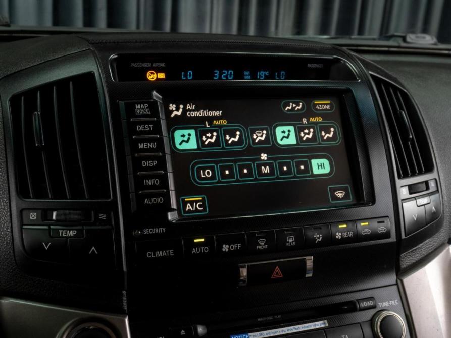 Toyota Land Cruiser 200 Series Тюмень  - изображение 16