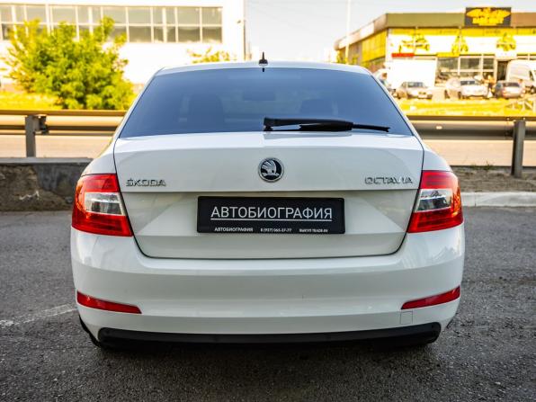 Skoda Octavia III (A7) с пробегом 2015 года, цена 1 268 000 рублей, 159168 км, лифтбек, Автокод Объявления