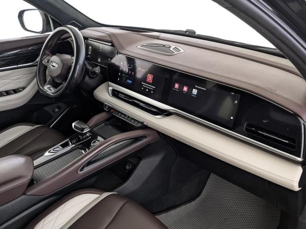 Geely Monjaro I с пробегом 2023 года, цена 2 970 000 рублей, 88165 км, внедорожник, Автокод Объявления