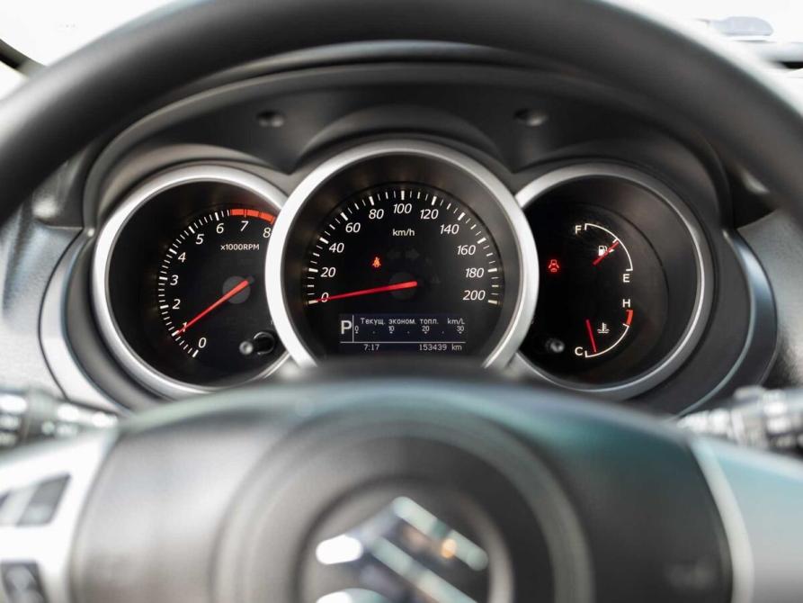 Suzuki Grand Vitara II Рестайлинг Новосибирск  - изображение 13
