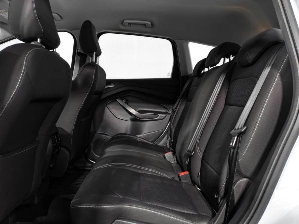 Ford Kuga II Рестайлинг с пробегом 2018 года, цена 1 219 000 рублей, 233875 км, внедорожник, Автокод Объявления