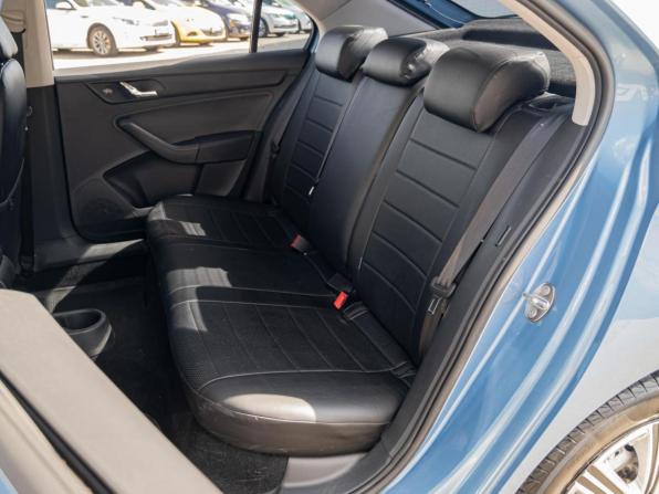 Skoda Rapid I с пробегом 2014 года, цена 849 000 рублей, 224488 км, лифтбек, Автокод Объявления