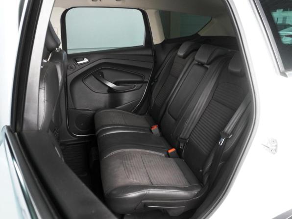 Ford Kuga II Рестайлинг с пробегом 2017 года, цена 1 529 000 рублей, 202659 км, внедорожник, Автокод Объявления