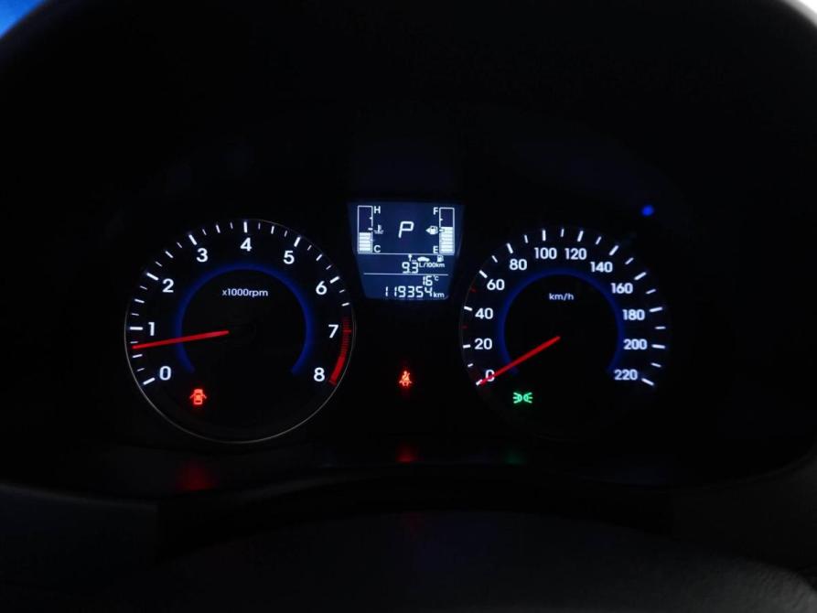Hyundai Solaris I Рестайлинг Москва  - изображение 17