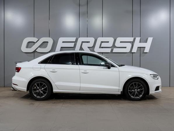 Audi A3 III (8V) Рестайлинг с пробегом 2016 года, цена 1 549 000 рублей, 179116 км, седан, Автокод Объявления