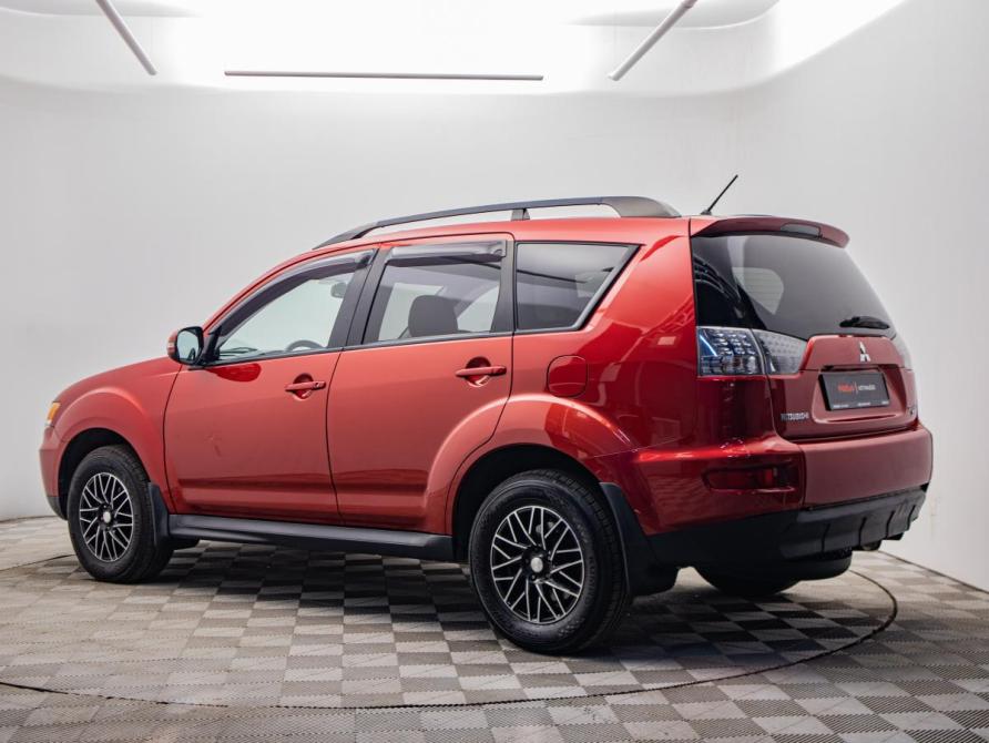 Mitsubishi Outlander II Рестайлинг Москва  - изображение 3