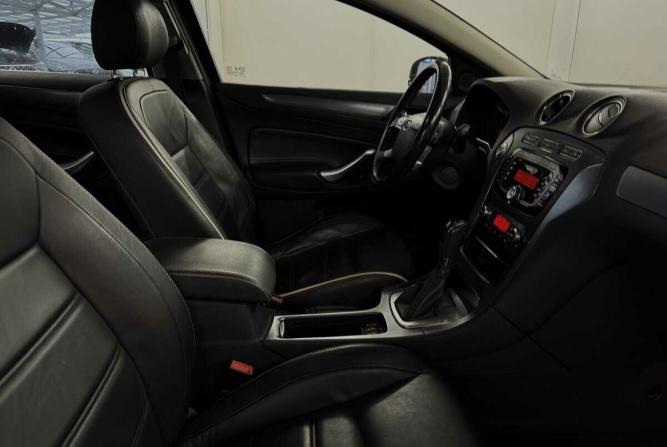 Ford Mondeo IV Рестайлинг с пробегом 2011 года, цена 950 000 рублей, 168174 км, хэтчбек, Автокод Объявления