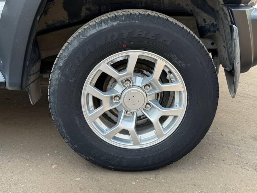 Suzuki Jimny IV Москва  - изображение 13