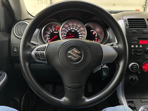 Suzuki Grand Vitara II Рестайлинг с пробегом 2010 года, цена 1 120 000 рублей, 137000 км, внедорожник, Автокод Объявления