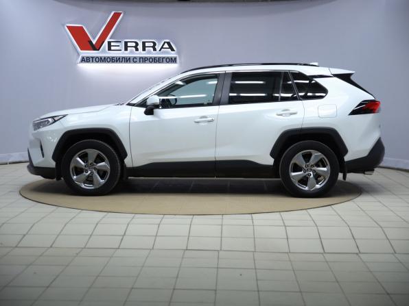 Toyota RAV4 V (XA50) с пробегом 2021 года, цена 3 450 000 рублей, 51502 км, внедорожник, Автокод Объявления