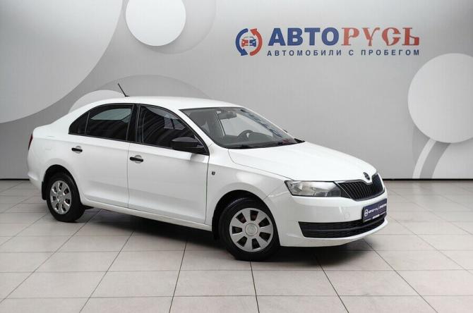 Skoda Rapid I с пробегом 2017 года, цена 999 000 рублей, 140355 км, лифтбек, Автокод Объявления