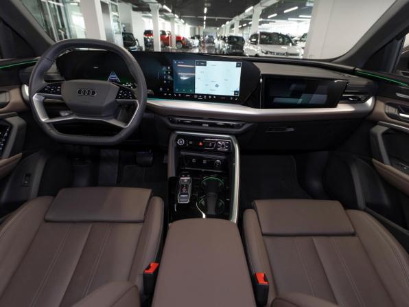 Audi Q5 III с пробегом 2025 года, цена 7 400 000 рублей, 3421 км, внедорожник, Автокод Объявления
