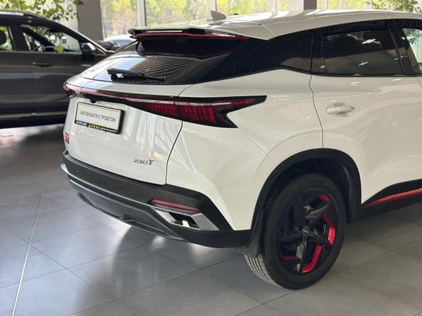 Omoda C5 I с пробегом 2022 года, цена 1 695 000 рублей, 45000 км, внедорожник, Автокод Объявления