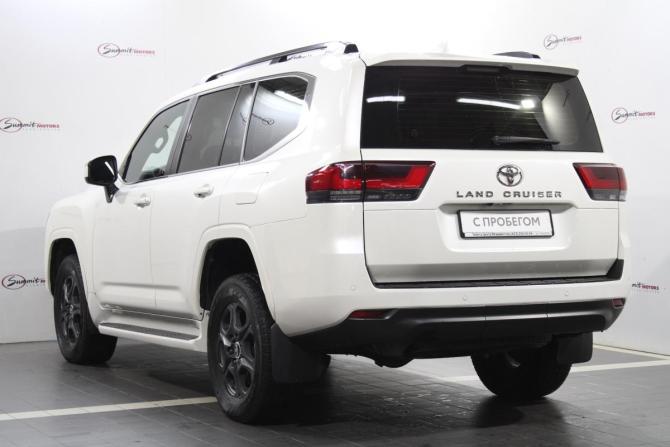 Toyota Land Cruiser 300 Series с пробегом 2021 года, цена 9 300 000 рублей, 146739 км, внедорожник, Автокод Объявления