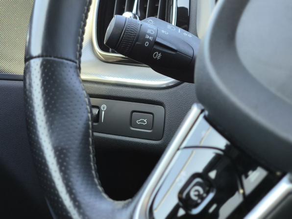 Volvo XC60 II с пробегом 2019 года, цена 3 299 000 рублей, 145523 км, внедорожник, Автокод Объявления