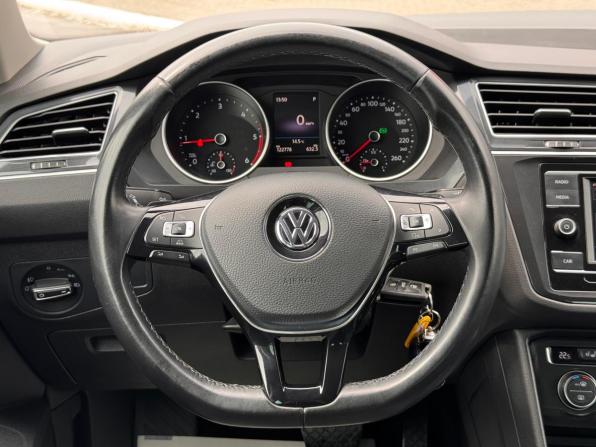 Volkswagen Tiguan II с пробегом 2018 года, цена 2 560 000 рублей, 123000 км, внедорожник, Автокод Объявления