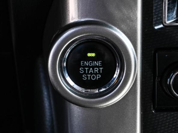 Toyota Land Cruiser Prado 150 Series с пробегом 2012 года, цена 2 649 000 рублей, 270484 км, внедорожник, Автокод Объявления