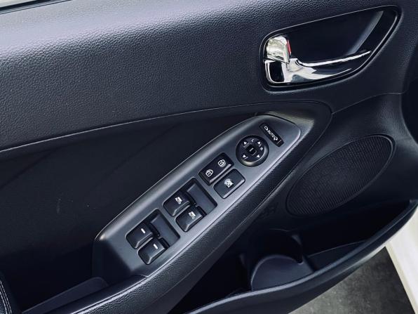 Kia Cerato III Рестайлинг (Classic) с пробегом 2018 года, цена 1 597 000 рублей, 127727 км, седан, Автокод Объявления