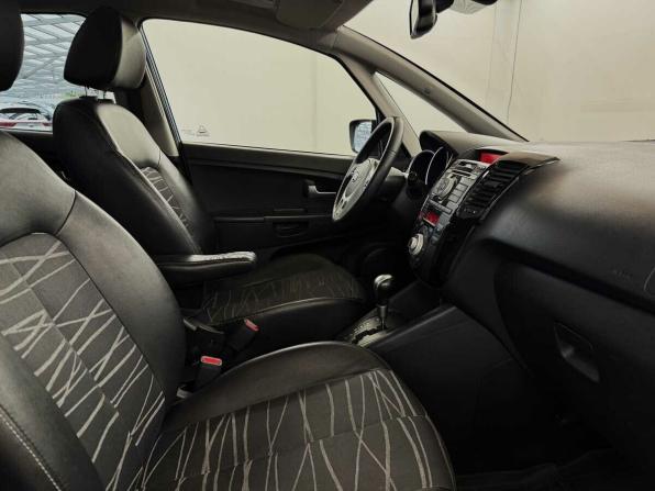 Kia Venga I с пробегом 2012 года, цена 737 000 рублей, 267331 км, минивэн, Автокод Объявления