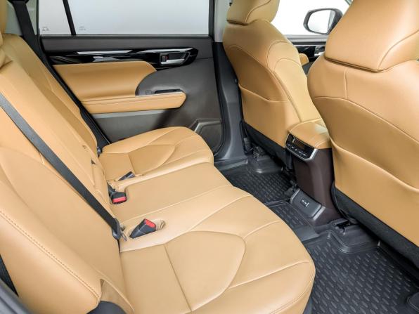 Toyota Highlander IV (XU70) с пробегом 2023 года, цена 4 610 000 рублей, 30096 км, внедорожник, Автокод Объявления