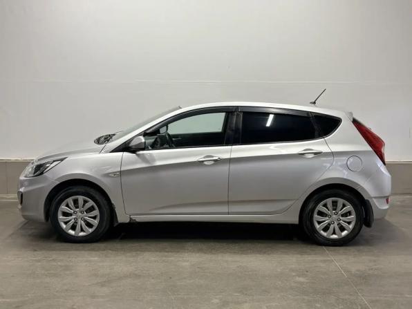 Hyundai Solaris I с пробегом 2013 года, цена 559 000 рублей, 99000 км, хэтчбек, Автокод Объявления