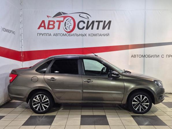 Lada (ВАЗ) Granta I Рестайлинг с пробегом 2022 года, цена 665 000 рублей, 147802 км, седан, Автокод Объявления