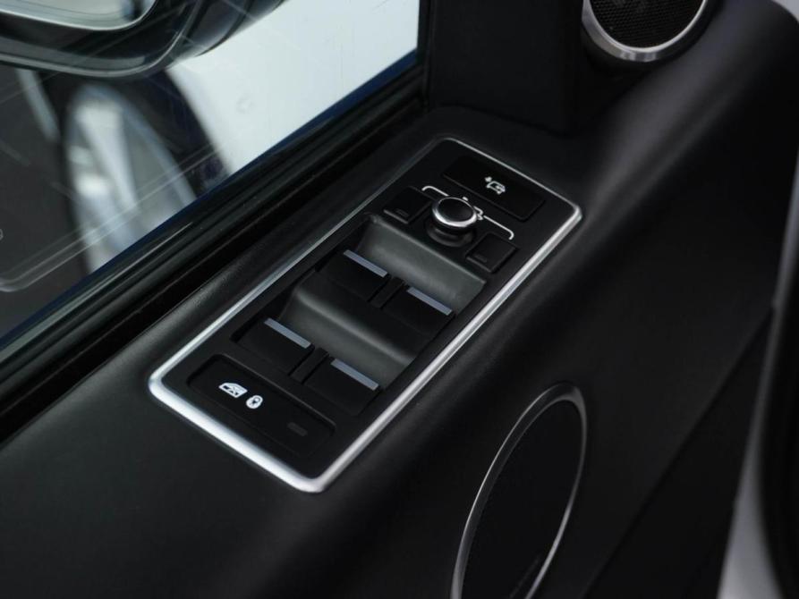 Land Rover Range Rover IV Москва  - изображение 28