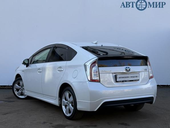 Toyota Prius III Рестайлинг (XW30) с пробегом 2012 года, цена 850 000 рублей, 147067 км, лифтбек, Автокод Объявления