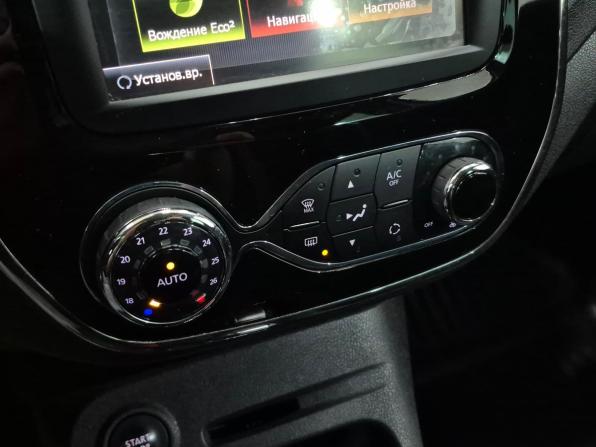 Renault Kaptur I с пробегом 2017 года, цена 1 310 000 рублей, 114024 км, внедорожник, Автокод Объявления